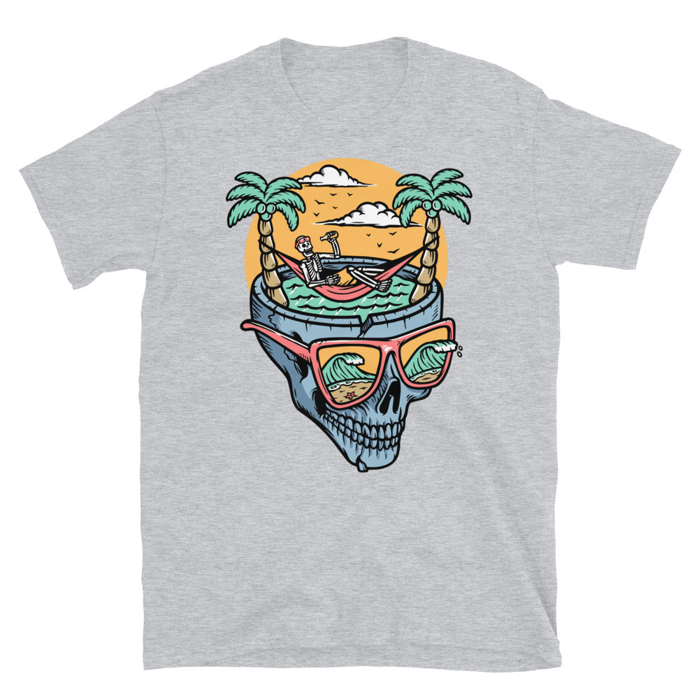 Skull relaxing on the beach Fit Unisex Softstyle T-Shirt