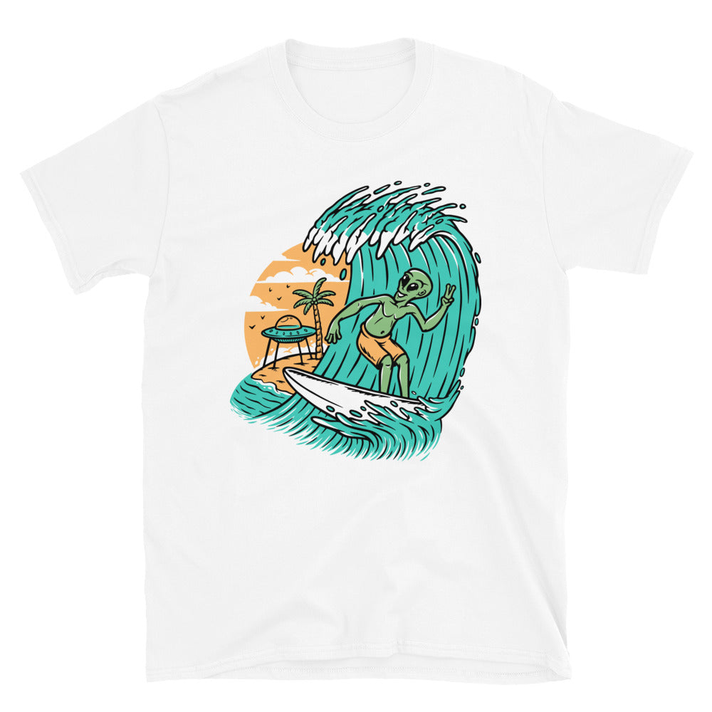 Alien Surfing on the Beach - Fit Unisex Softstyle T-Shirt