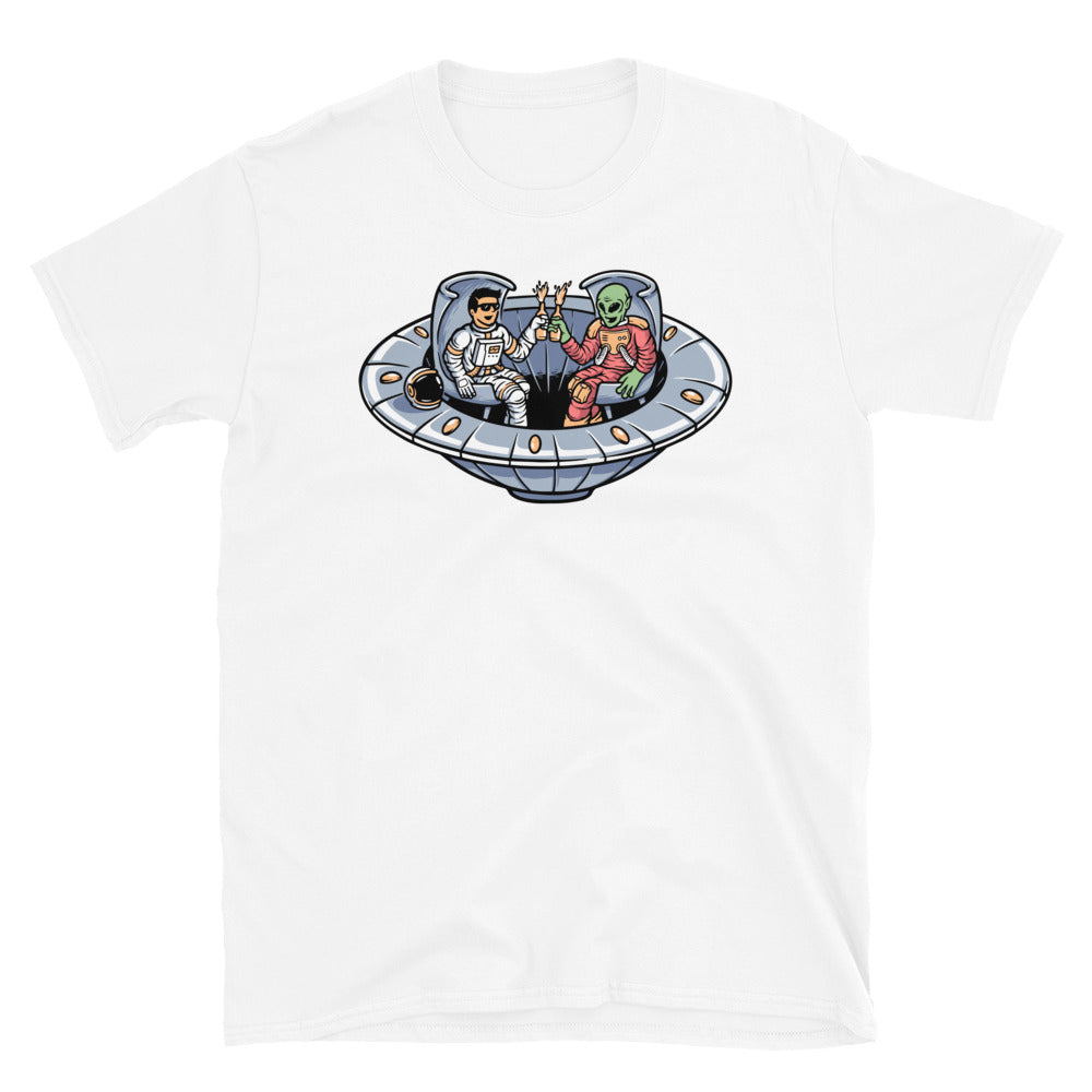 Alien and Astronaut Relaxing Together in UFO - Fit Unisex Softstyle T-Shirt